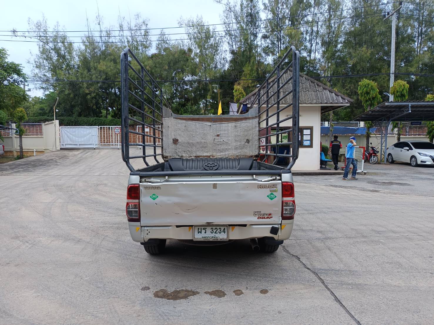 กระบะTOYOTA VIGO CHAMP ตอนเดียว กระบะคอกเหล็ก กระบะTOYOTA VIGO CHAMP ตอนเดียว กระบะคอกเหล็ก