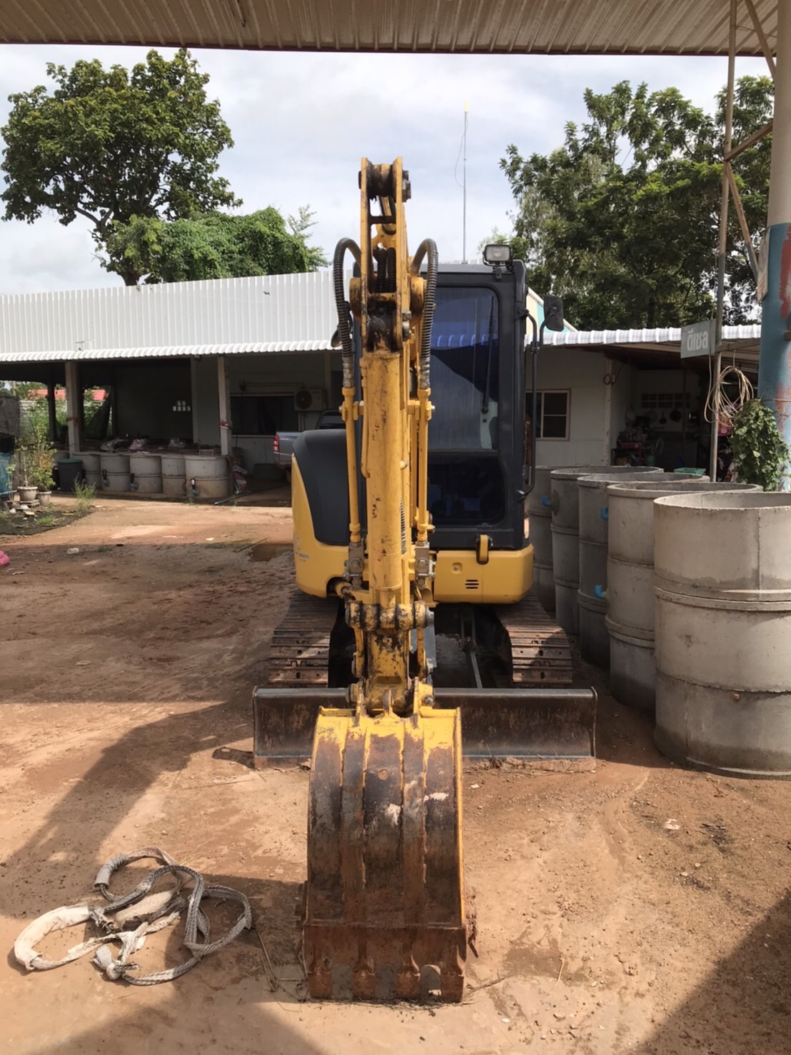 ขายด่วน รถแบคโฮเล็ก KOMATSU PC30 770 ชั่วโมง สภาพดีมาก ติดต่อ ด่วน 0910617179