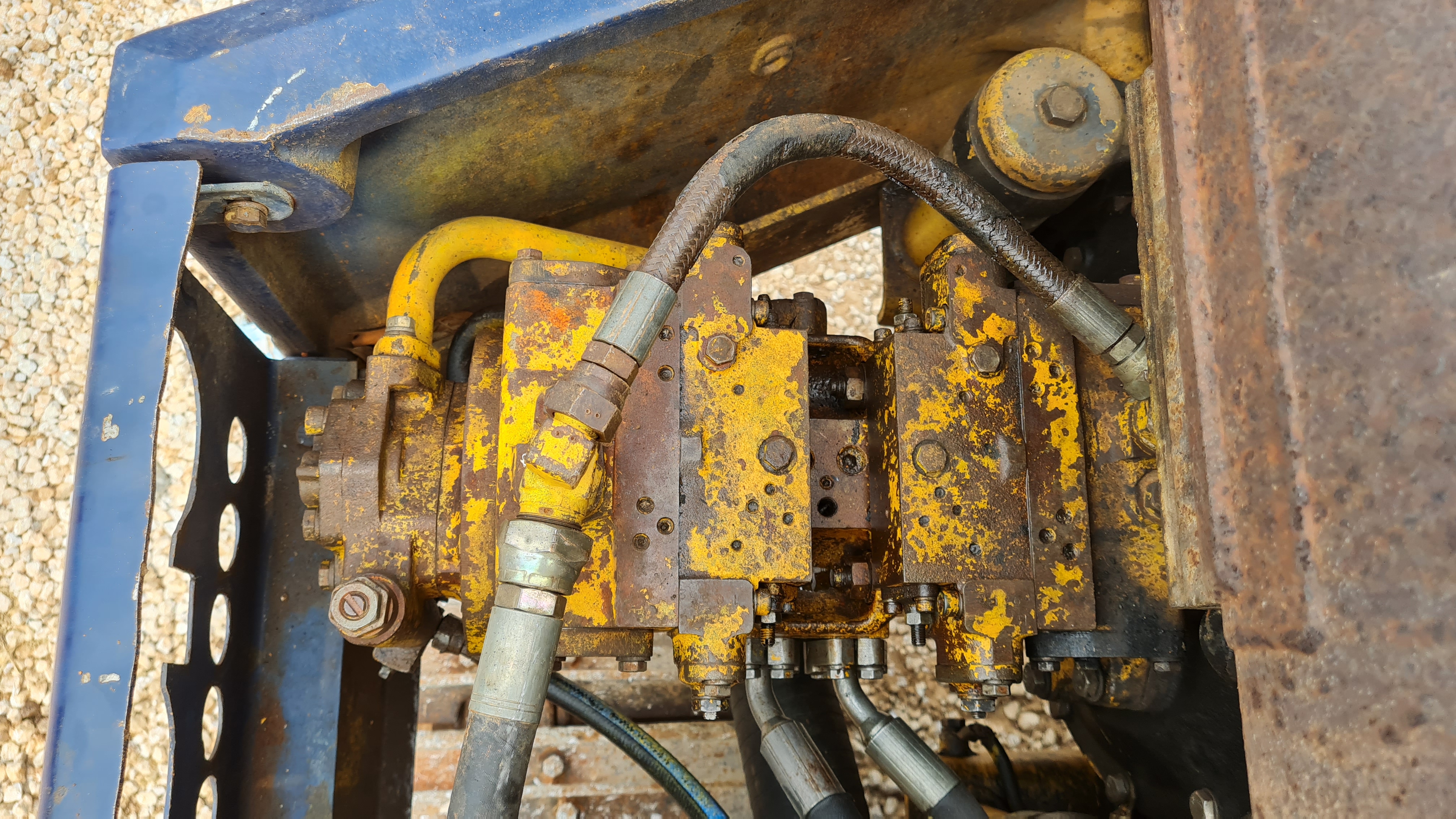ขาย แบคโฮ KOMATSU PC60 - 5 สภาพพร้อมใช้งานครับ