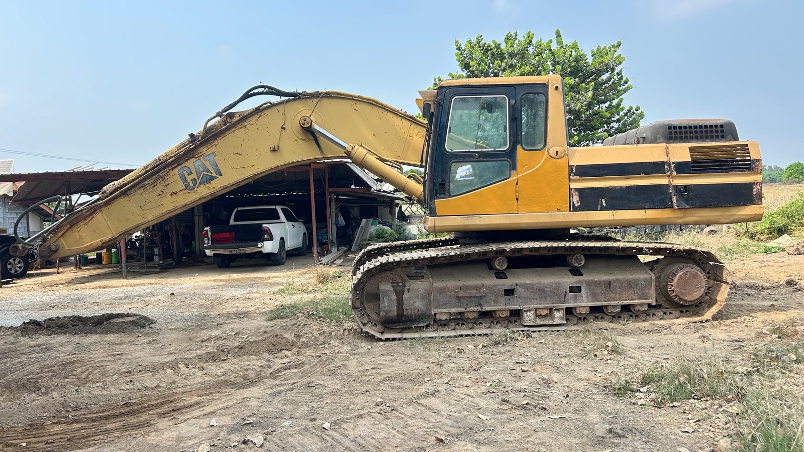 แมคโครcat330B รถพร้อมใช้ ไฟฟ้าครบเอกสารเล่มพร้อม