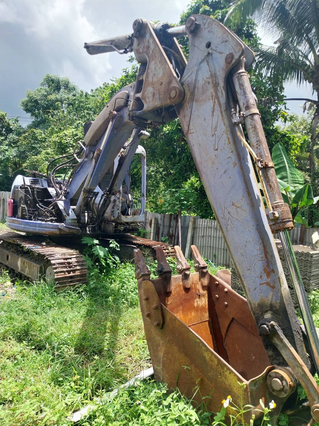 Komatsu pc128UU บูมสไลด์ เครื่องคัมมินส์4สูบเทอร์โบ เอกสารเล่มทะเบียน ช่วงล่างโซ่บูทแผ่นเฟรมดี รถใช้