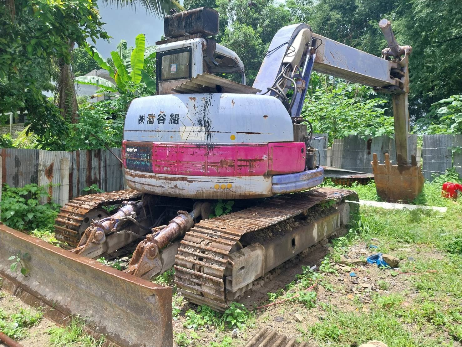 Komatsu pc128UU บูมสไลด์ เครื่องคัมมินส์4สูบเทอร์โบ เอกสารเล่มทะเบียน ช่วงล่างโซ่บูทแผ่นเฟรมดี รถใช้
