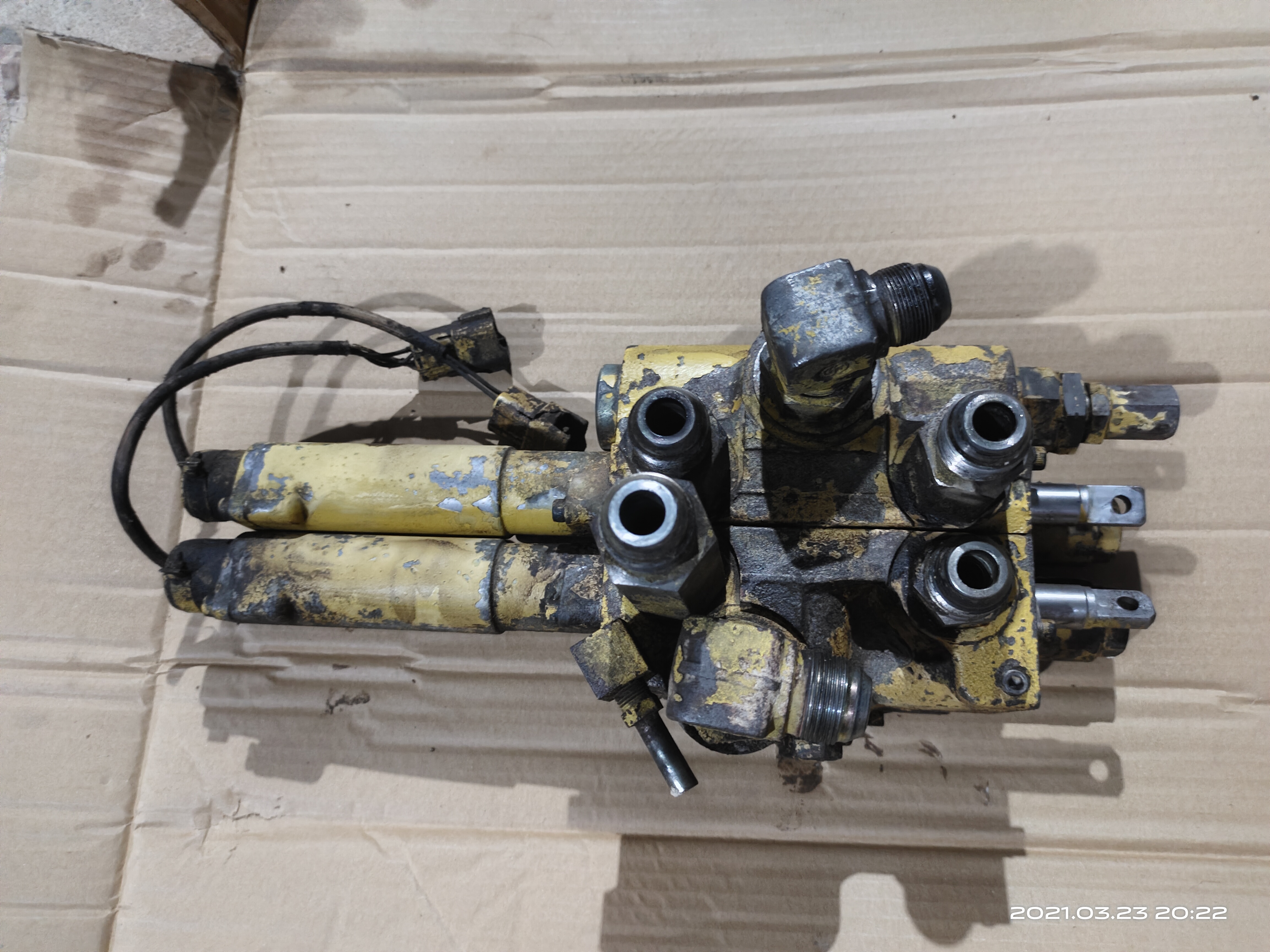 คอนโทรลรถตัก WA100-3 คอนโทรลรถตัก WA100-3