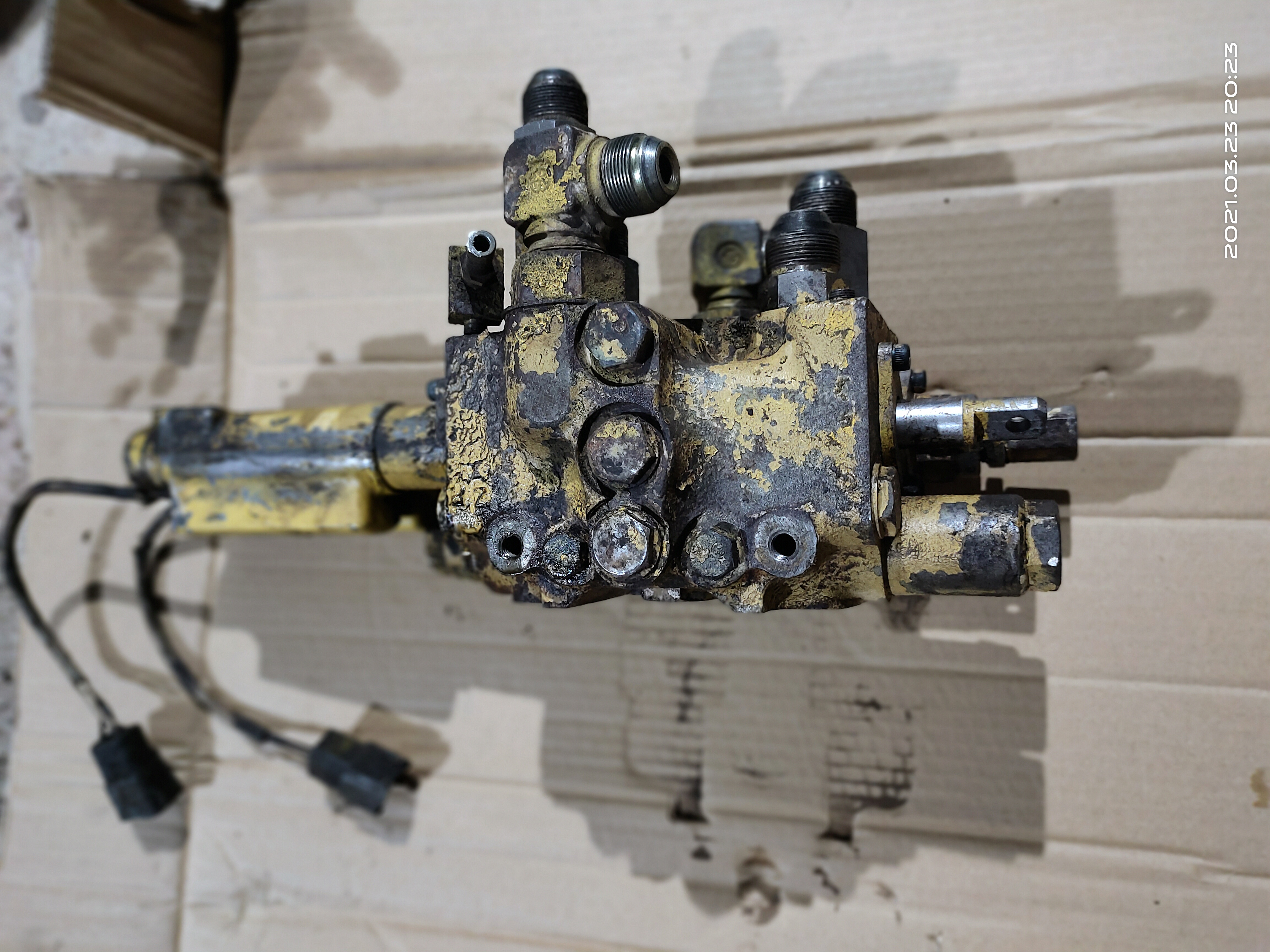 คอนโทรลรถตัก WA100-3 คอนโทรลรถตัก WA100-3