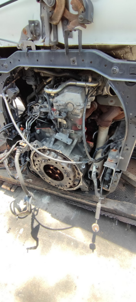 ขายชุดตัดติดเครื่อง ฮีโน่ เมก้า เครื่อง JO8E สนใจติดต่อ 085-222-5959