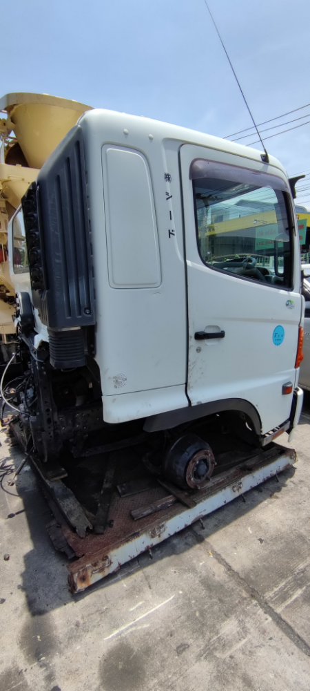 ขายชุดตัดติดเครื่อง ฮีโน่ เมก้า เครื่อง JO8E สนใจติดต่อ 085-222-5959