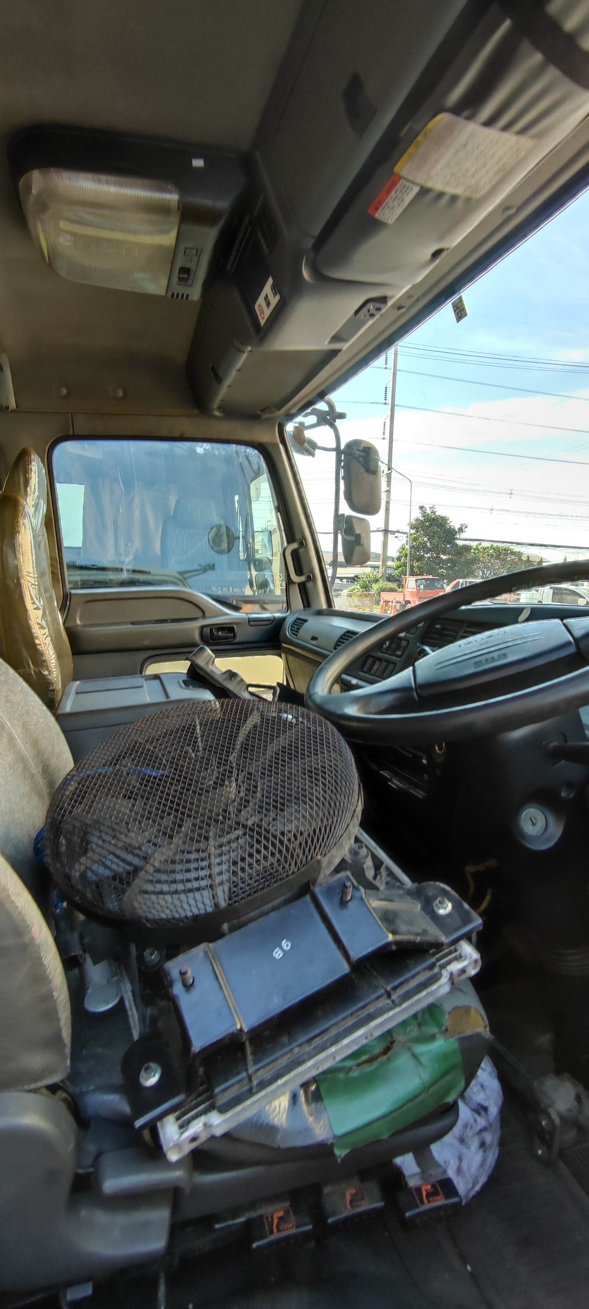 ขายหัวเก๋งรถบรรทุก อีซูซุ เดก้า หัวแคบ ตรงรุ่น หัวเก่าญี่ปุ่น สนใจติดต่อ 085-222-5959 ขายหัวเก๋งรถบรรทุก อีซูซุ เดก้า หัวแคบ ตรงรุ่น หัวเก่าญี่ปุ่น สนใจติดต่อ 085-222-5959