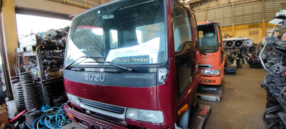 ขายหัวเก๋งรถบรรทุก อีซูซุ เดก้า หัว 2 ใบปัด หัวเก่าญี่ปุ่น สนใจติดต่อ 085-222-5959