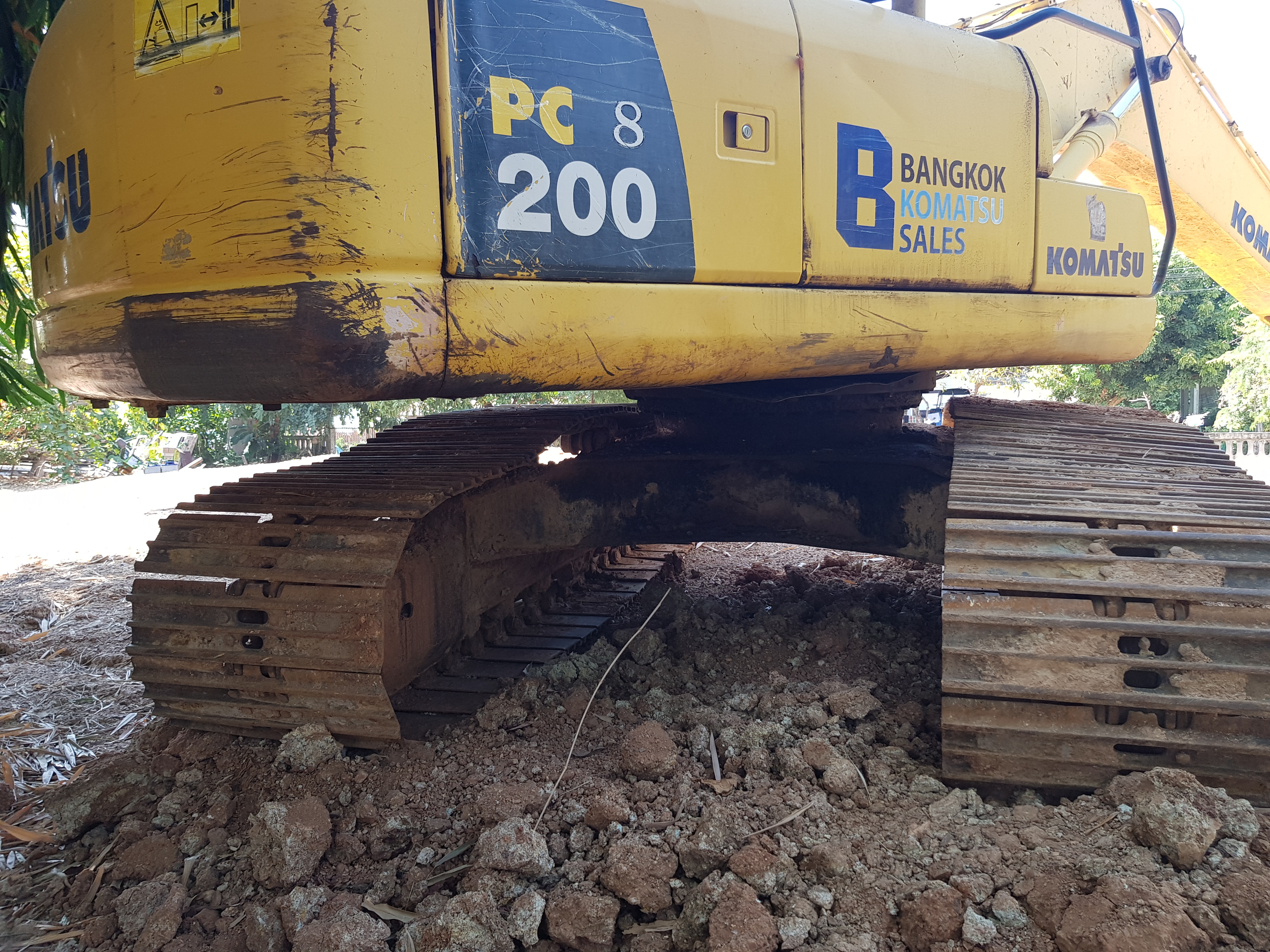 ขาย แบคโฮ PC 200 +รถลาก 10 ล้อ