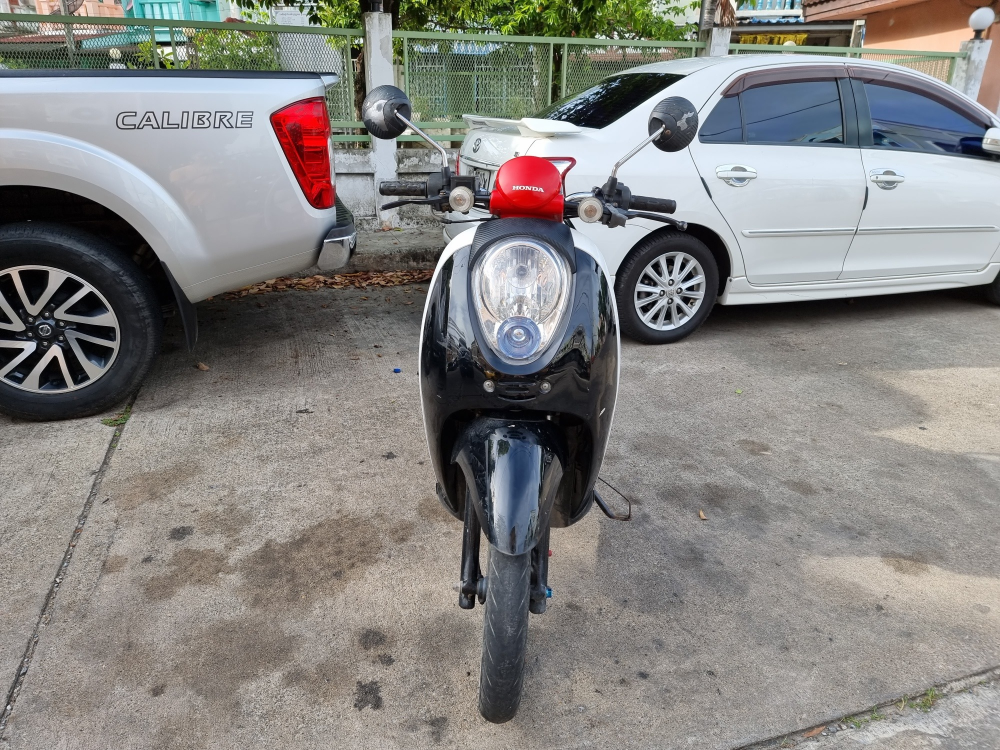ขายถูกๆครับ Scoopy i 2012 เครื่องท่อเดิมๆ สภาพเครื่องดีมากๆ สตาดนิ่มทีเดียวติด มีเล่มชุดโอนครบ รับปีะกันโอน 100% ขายถูกๆครับ Scoopy i 2012 เครื่องท่อเดิมๆ สภาพเครื่องดีมากๆ สตาดนิ่มทีเดียวติด มีเล่มชุดโอนครบ รับปีะกันโอน 100%
