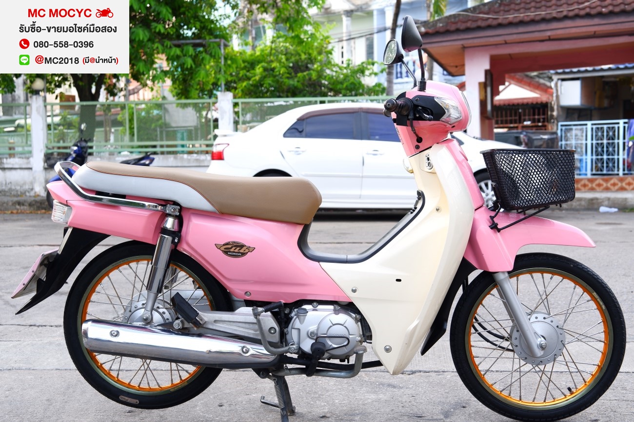 Super Cub 2017 สตาดมือ รถบ้านมือเดียว สภาพเดิมๆเครื่องท่อเดิม มีเล่มชุดโอนครบ  190