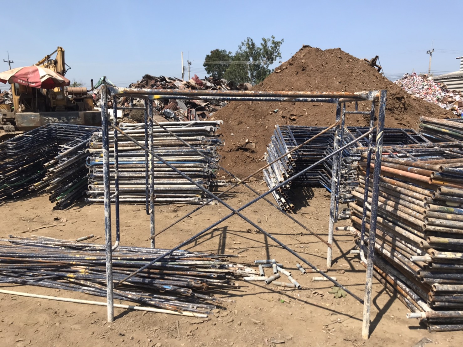 ขาย! นั่งร้าน สภาพใหม่ ใช้แค่งานเดียว มีอยู่ประมาณ 150 ชุด เชิญดูของก่อนครับ หรือติดต่อ 086-479-9624 คุณวอลโว่- ขาย! นั่งร้าน สภาพใหม่ ใช้แค่งานเดียว มีอยู่ประมาณ 150 ชุด เชิญดูของก่อนครับ หรือติดต่อ 086-479-9624 คุณวอลโว่-