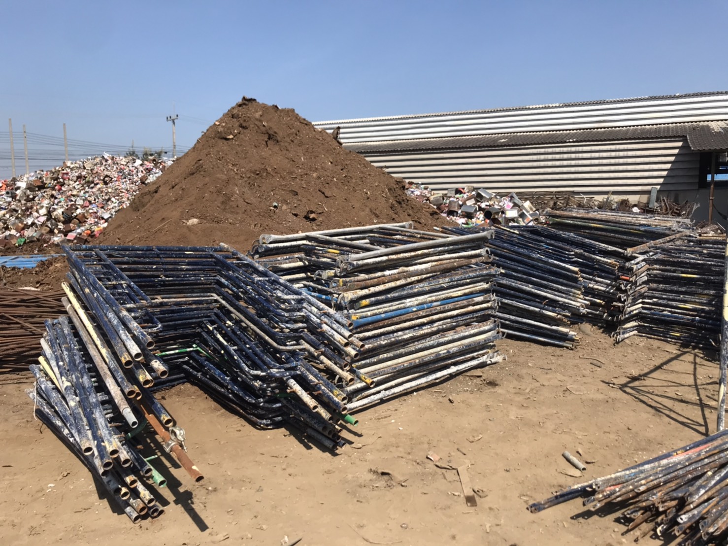 ขาย! นั่งร้าน สภาพใหม่ ใช้แค่งานเดียว มีอยู่ประมาณ 150 ชุด เชิญดูของก่อนครับ หรือติดต่อ 086-479-9624 คุณวอลโว่- ขาย! นั่งร้าน สภาพใหม่ ใช้แค่งานเดียว มีอยู่ประมาณ 150 ชุด เชิญดูของก่อนครับ หรือติดต่อ 086-479-9624 คุณวอลโว่-