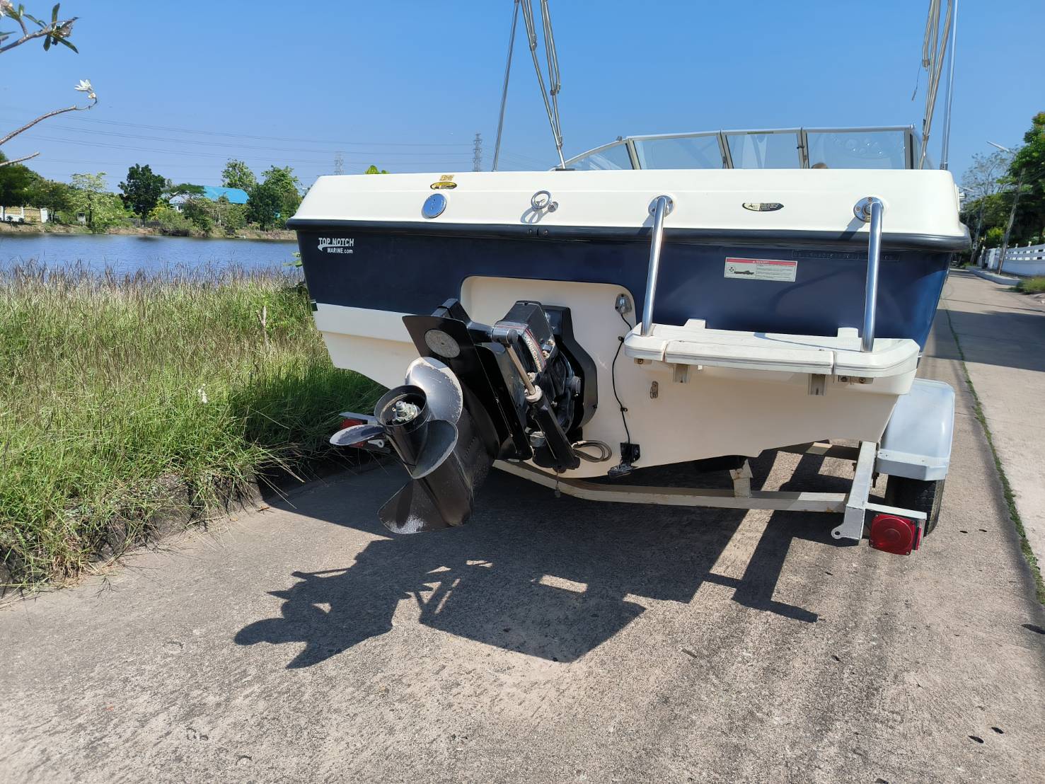 2007 Bayliner Discovery 195 2007 Bayliner Discovery 195
