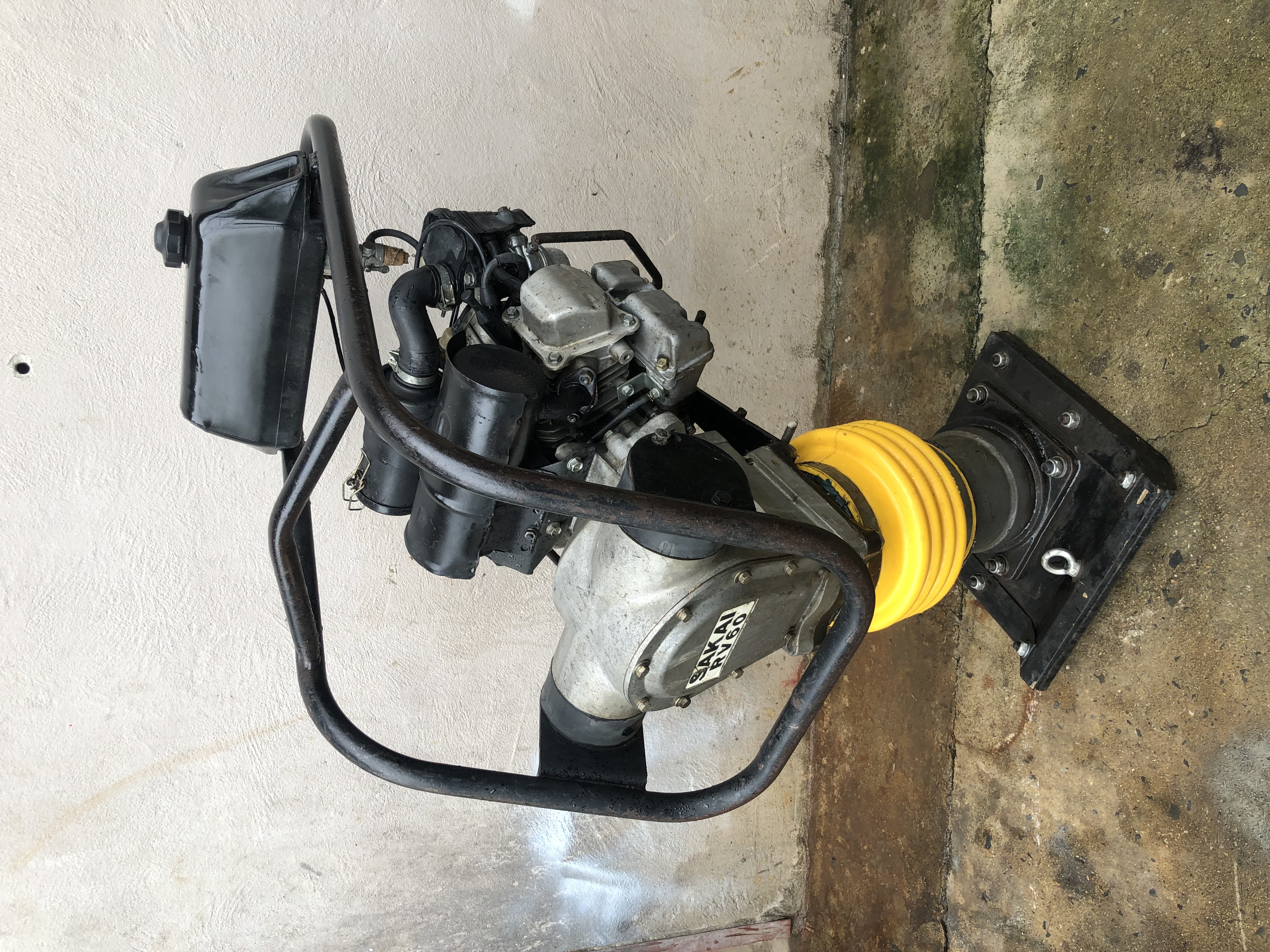 ขายเครื่องตบดินแบบกระโดด Rammer SAKAI RV60