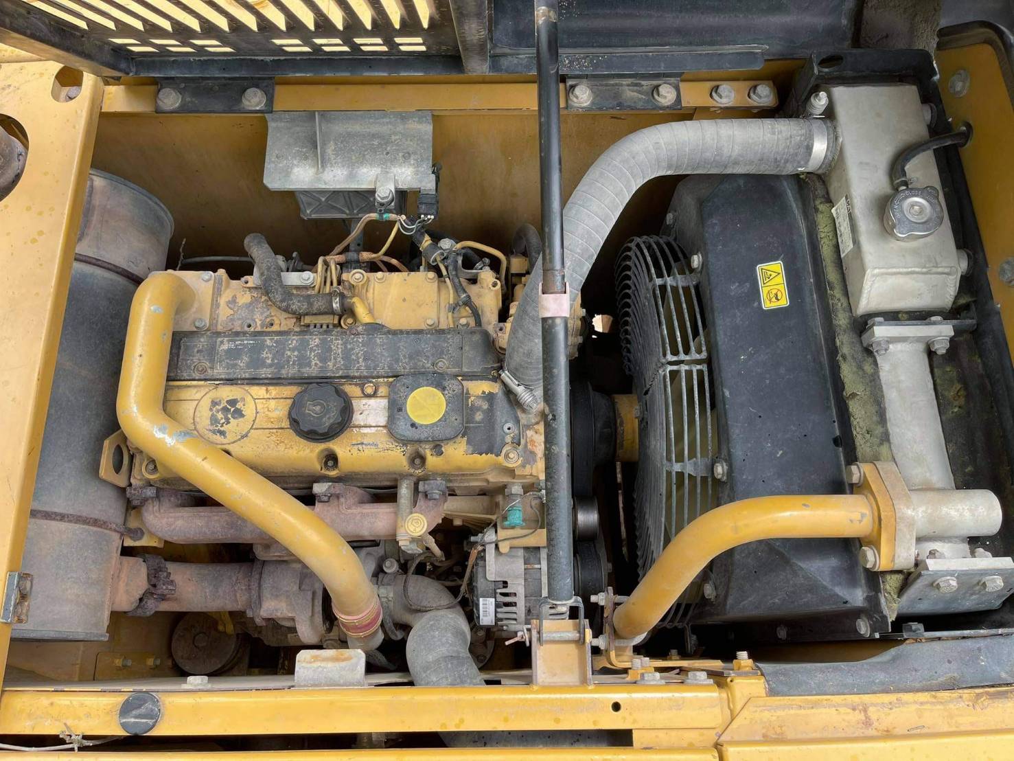 ขาย 1,380,000 CAT 312D2 ทำงาน 11,000 ชม.ไฟฟ้าครบ เครื่องดี ปั๊มแรง เอวแน่น ช่วงล่างเต็ม แอร์เย็น รถสวยพร้อมใช้ เอกสารแจ้งจำหน่าย รถอยู่ ปทุมธานี 090-772-3710 090-772-3708 ขาย 1,380,000 CAT 312D2 ทำงาน 11,000 ชม.ไฟฟ้าครบ เครื่องดี ปั๊มแรง เอวแน่น ช่วงล่างเต็ม แอร์เย็น รถสวยพร้อมใช้ เอกสารแจ้งจำหน่าย รถอยู่ ปทุมธานี 090-772-3710 090-772-3708