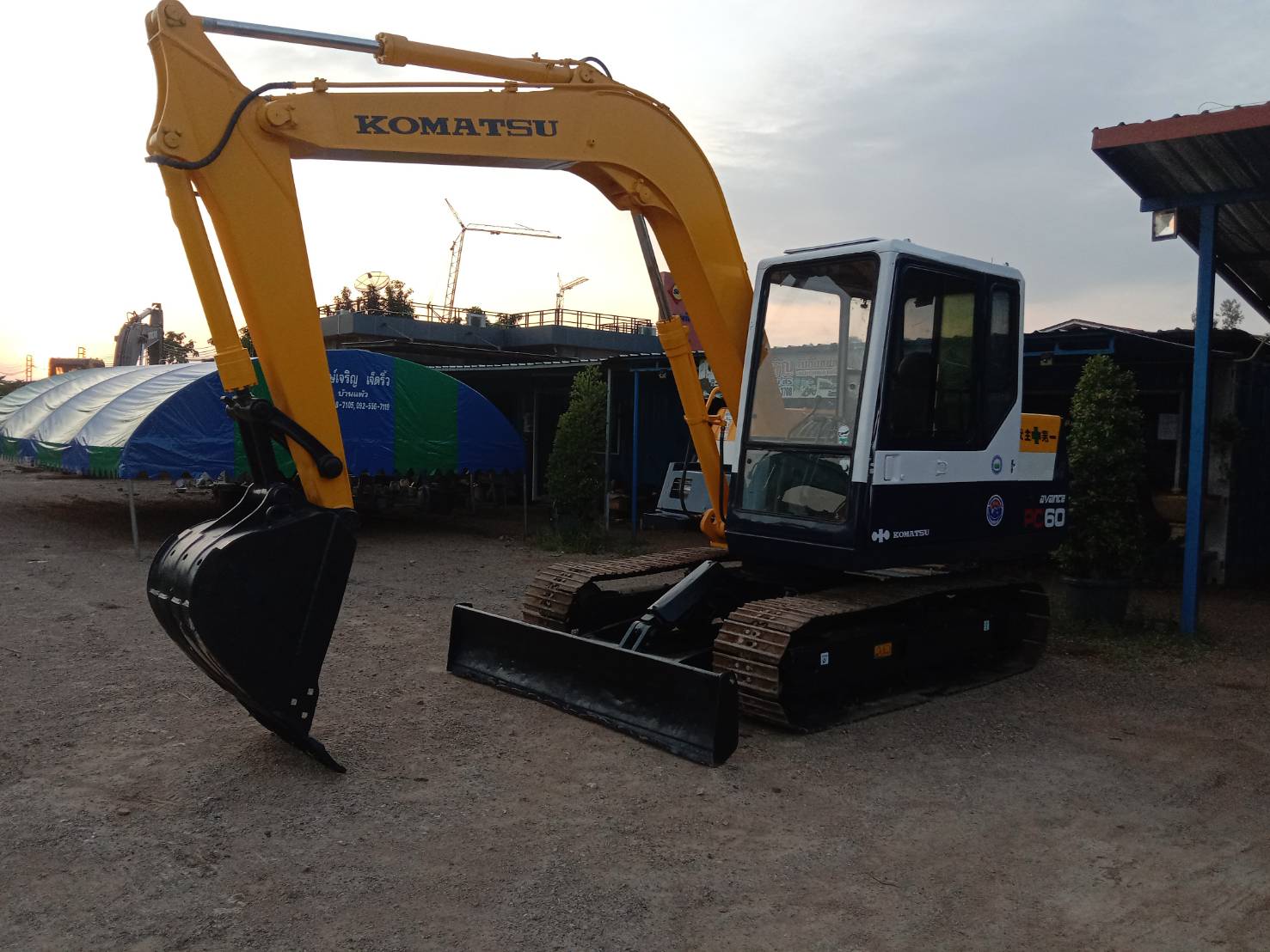 ขาย 495,000 KOMATSU pc 60-6 ไฟฟ้าครบ เครื่องดี ปั้มแรง เอวแน่น ช่วงล่างเต็ม รถสวยพร้อมใช้งาน รถอยู่ 