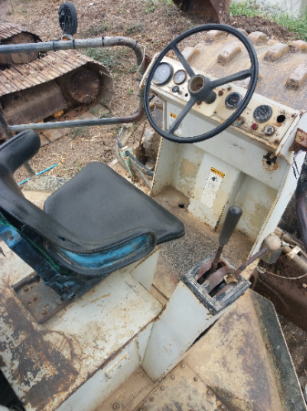 ขาย 665,000 รถบด 10 ตัน 2 เพลา 2 เปลือกเรียบหนาม  INGERSOLL RAND SD100D เครื่อง คัมมินท์ 4 สูบ Turbo -125 แรง (ประหยัดน้ำมัน)  เกียร์แรง ระบบสั่นหยาบ - ละเอียด ครบ เอกสารเล่มทะเบียนพร้อมโอนภาษีไม่ขาด  สนใจดูรถ ลาดหลุมแก้ว ปทุมธานี  090-772-3710 090-772-3708