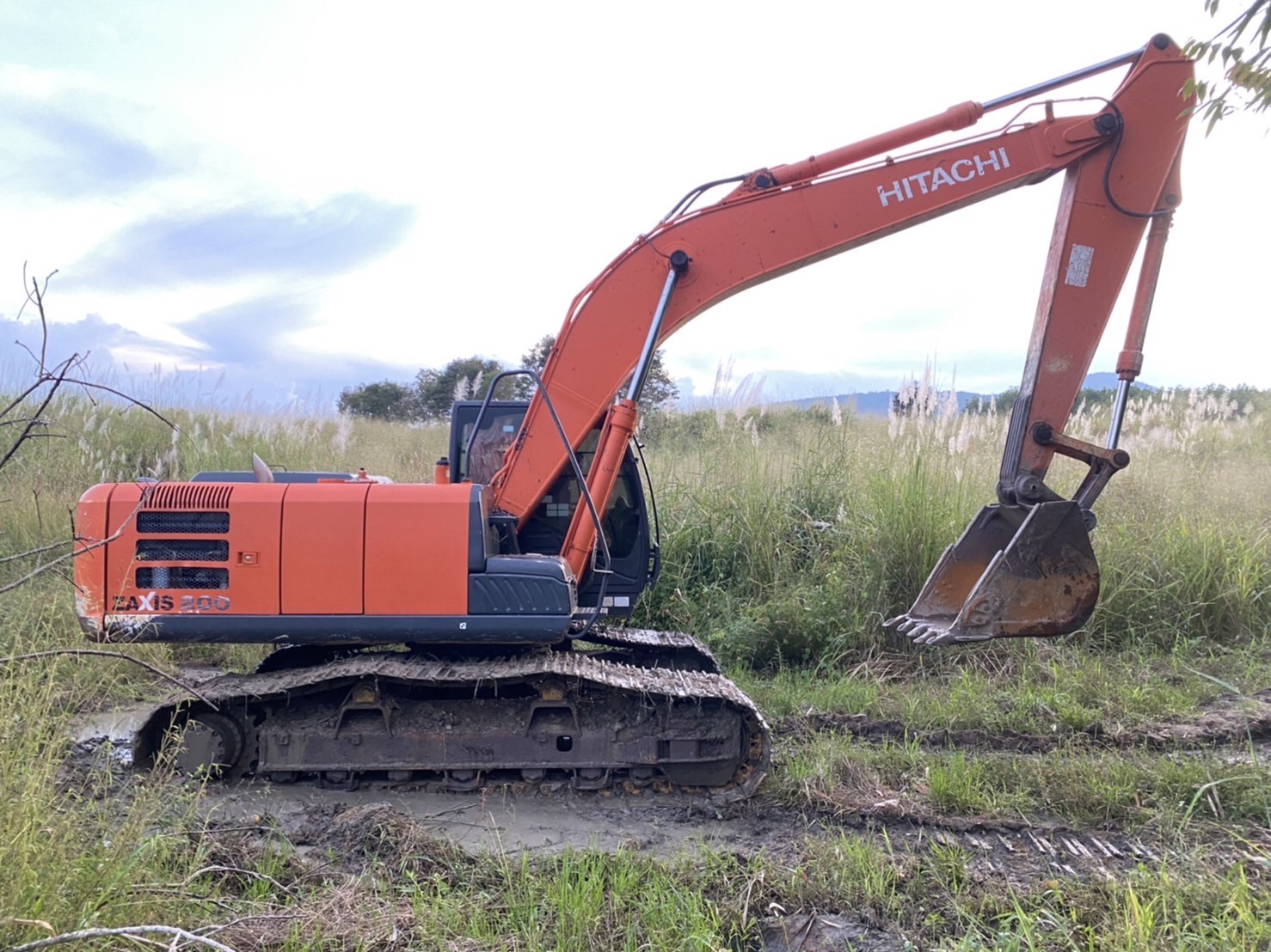 ขาย 1,495,000 HITACHI zx 200-5 G มือเดียวป้ายแดง เล่มทะเบียน ไฟฟ้าครบ เครื่องดี ปั้มแรง เอวแน่น ช่วงล่างใหม่ รถสวยพร้อมใช้งาน เอกสารพร้อมโอน รถอยู่ สุพรรณบุรี 090-772-3710 090-772-3708 ขาย 1,495,000 HITACHI zx 200-5 G มือเดียวป้ายแดง เล่มทะเบียน ไฟฟ้าครบ เครื่องดี ปั้มแรง เอวแน่น ช่วงล่างใหม่ รถสวยพร้อมใช้งาน เอกสารพร้อมโอน รถอยู่ สุพรรณบุรี 090-772-3710 090-772-3708