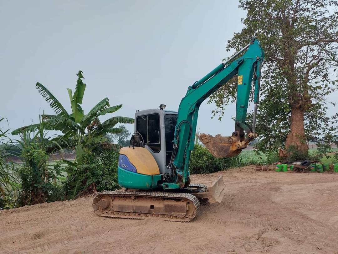 ขาย 450,000 KOMATSU Pc 40 mr1 รถทำงาน 8,400 ชม.เอกสารอินวอยทร์ เครื่องดี ปั๊มแรง เอวแน่น ช่วงล่างเต็