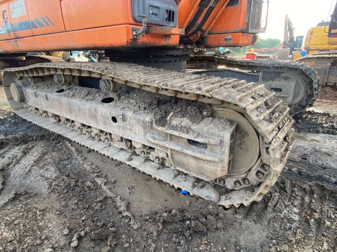 ขาย 1,390,000 DOOSAN DX340LC เครื่องดี ปั๊มแรง เอวแน่น ไฟฟ้าครบ ช่วงล่างสวย รถสวยพร้อมใช้งาน เอกสารใบแจ้งจำหน่าย รถอยู่ ปทูมธานี สามโคก 090-772-3710 090-772-3708