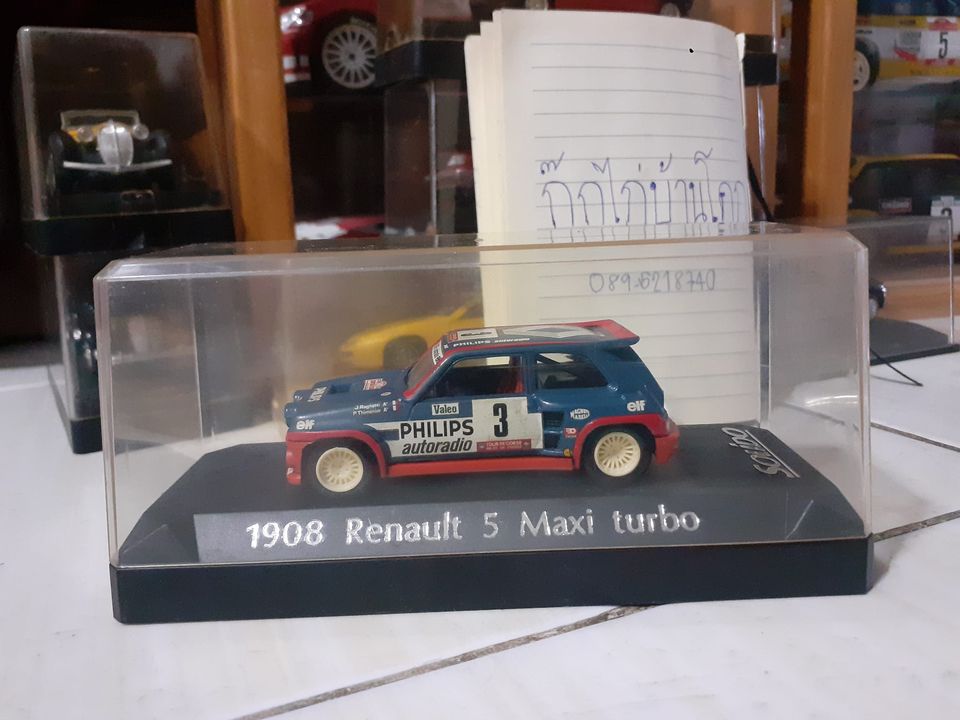 รถเหล็ก1:43 RENAULT 5 MAXI TURBO cod. 1908 Rallie Ragnotti Thimonier MIB. แบรนด์ Solido France ความยาวตัวรถ 8 ซม. งานเก่าเก็บในกล่องพลาสติกเดิม