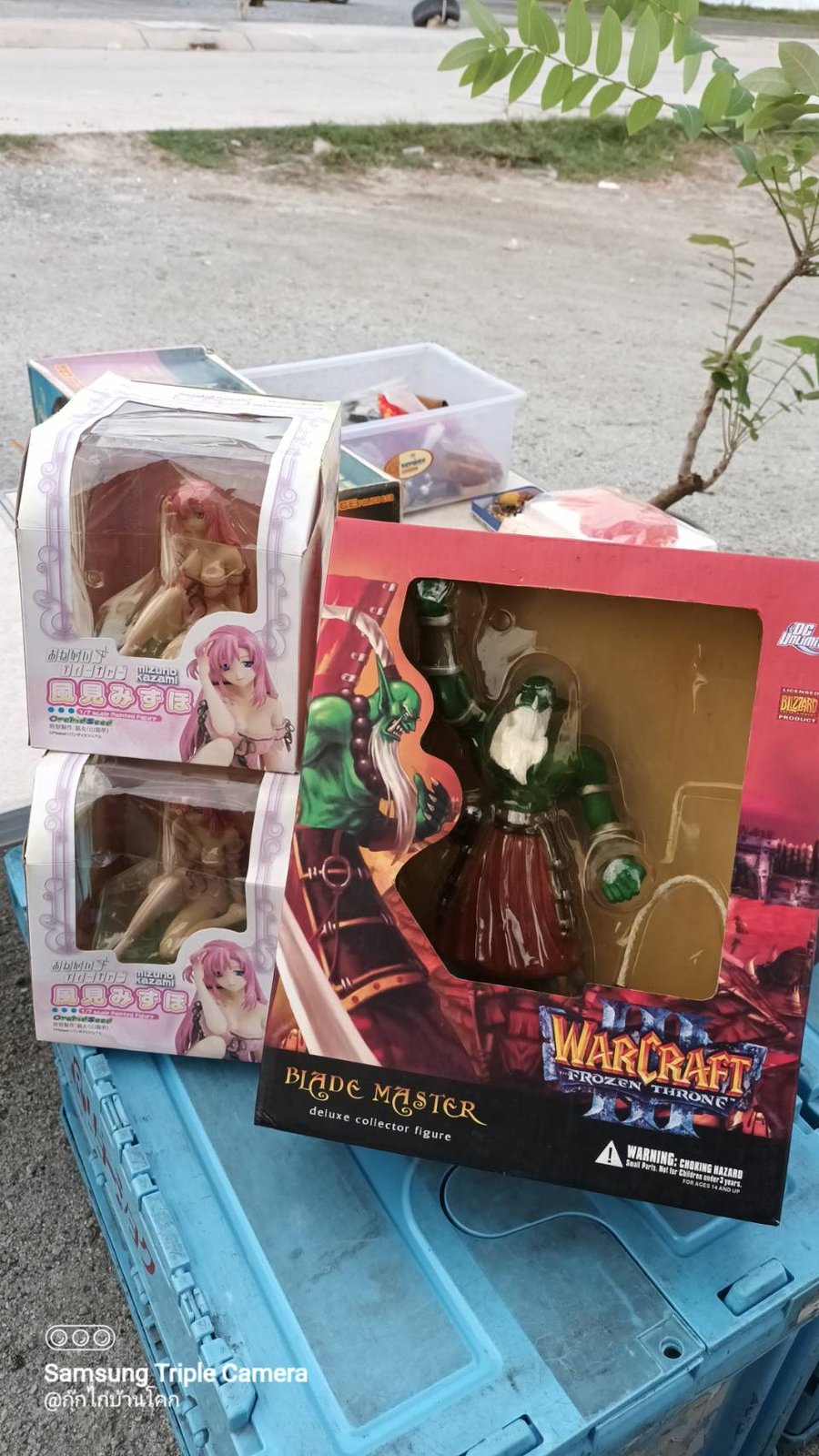 โมเดล เหมาๆครับ ถูกๆไปเลย สามชิ้นตามภาพ