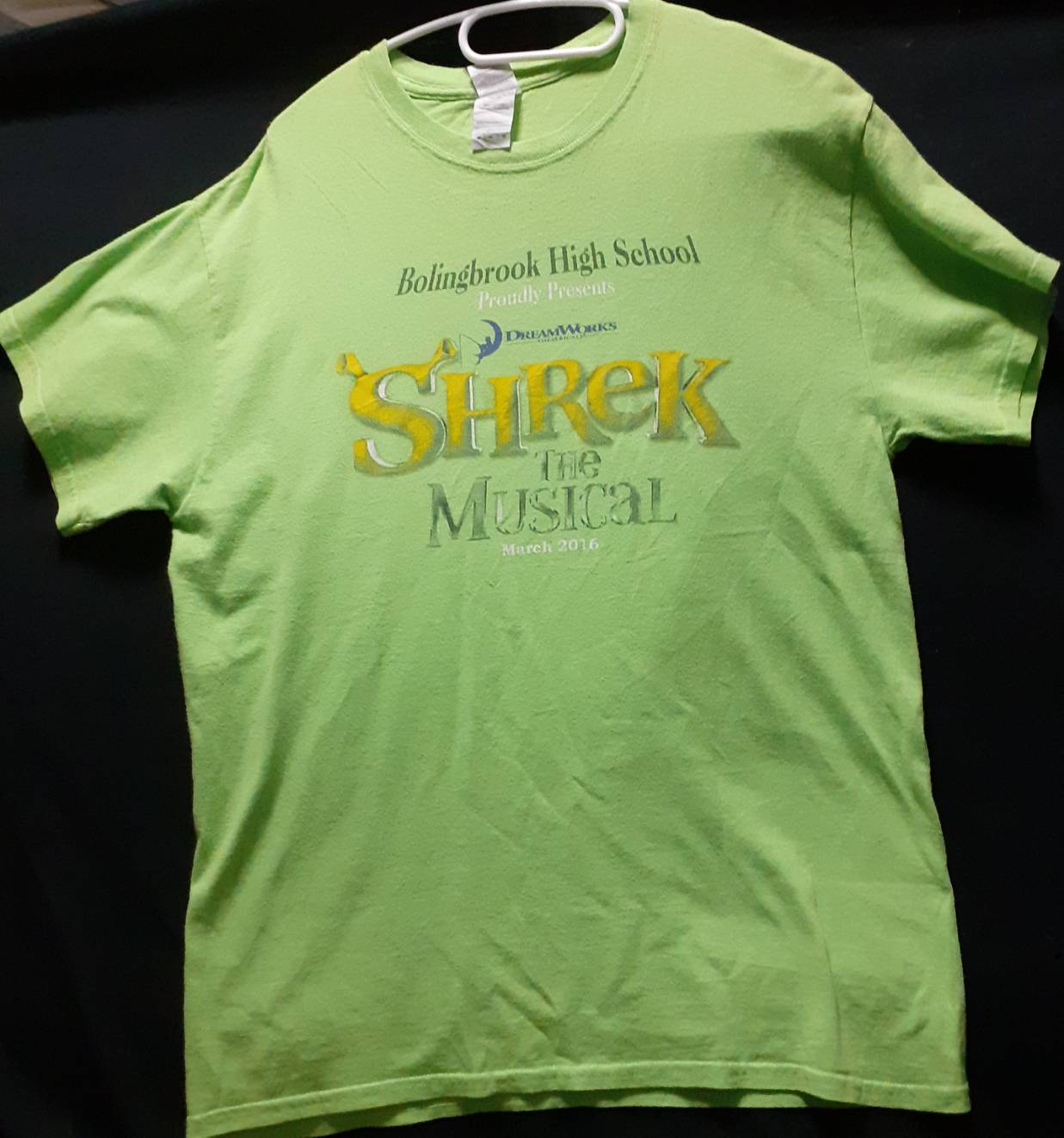 เสื้อยืดลาย shrek สีเขียวอ่อนไซส์ M ขนาดอก 19" ตัวยาว 28" เสื้อยืดลาย shrek สีเขียวอ่อนไซส์ M ขนาดอก 19" ตัวยาว 28"