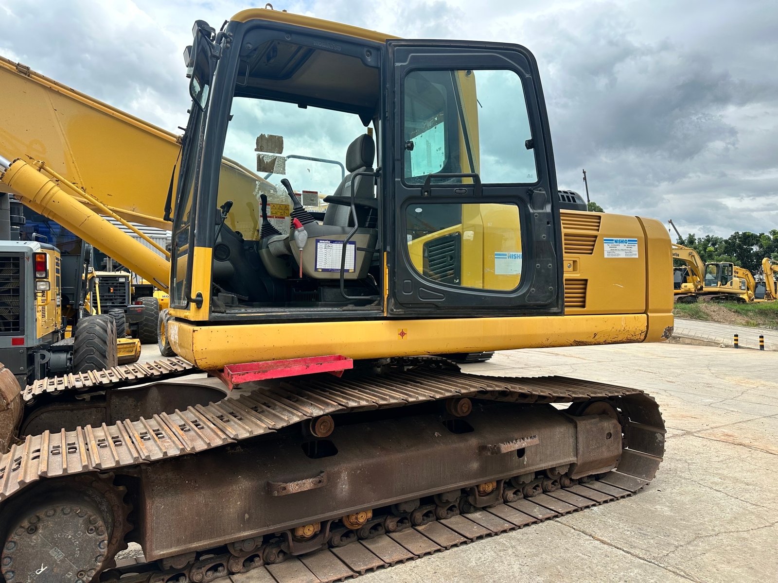 ขายค่ะ Komatsu PC200LC-8 (SLF) 15เมตร สภาพสวยๆๆค่ะ