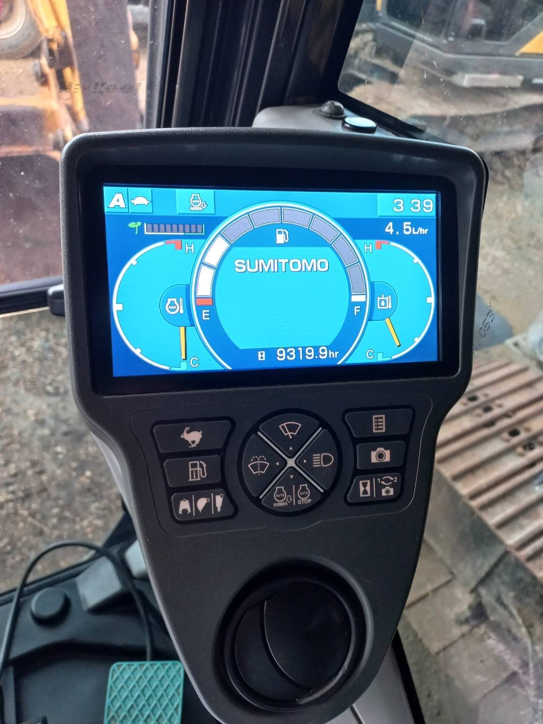 ขายค่ะ SUMITOMO SH130-6 สภาพสวยค่ะ
