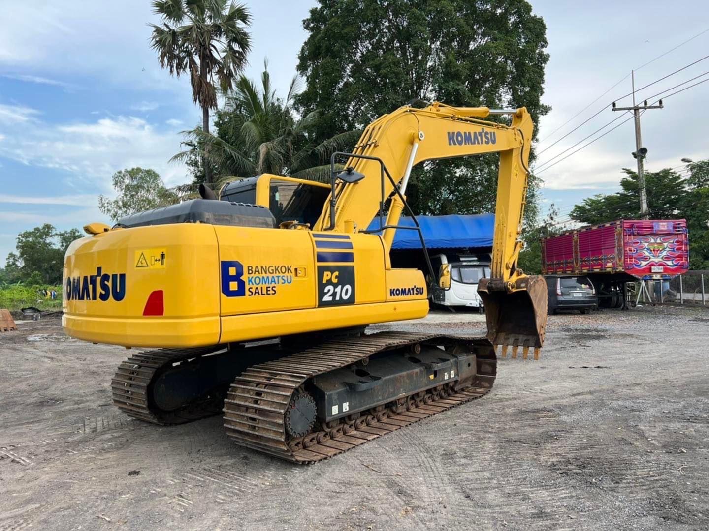 ขายค่ะ Komatsu PC210-10MO สภาพนางฟ้า