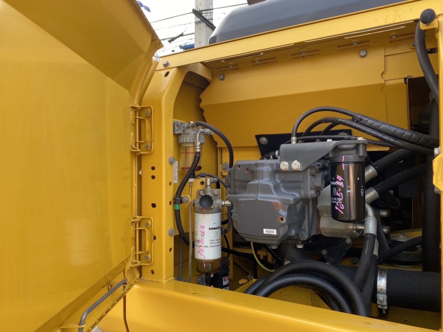 ขายค่ะ Komatsu PC200-8MO สภาพนางฟ้า