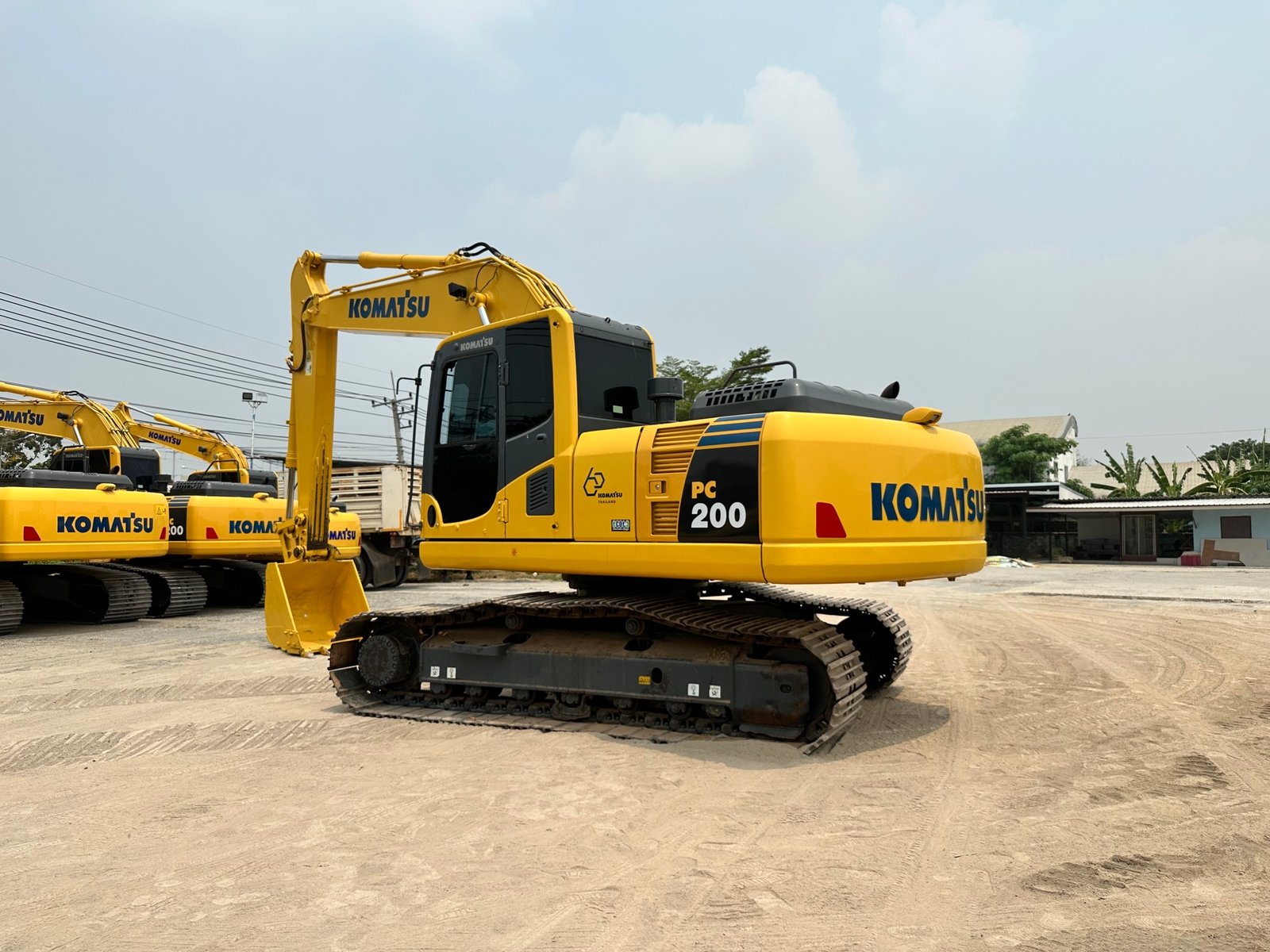 ขายค่ะ Komatsu PC200-8MO สภาพนางฟ้าค่ะ