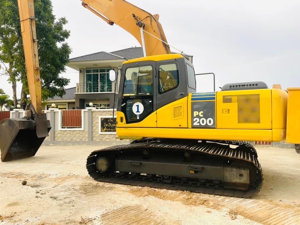 ขายค่ะ KOMATSU PC200-7 บูมยาว สภาพสวยค่ะ