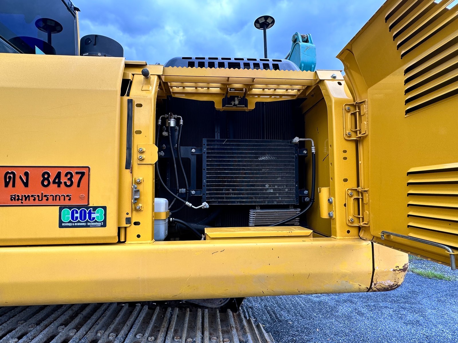 ขายค่ะ Komatsu PC200-8MO สภาพสวยๆค่ะ