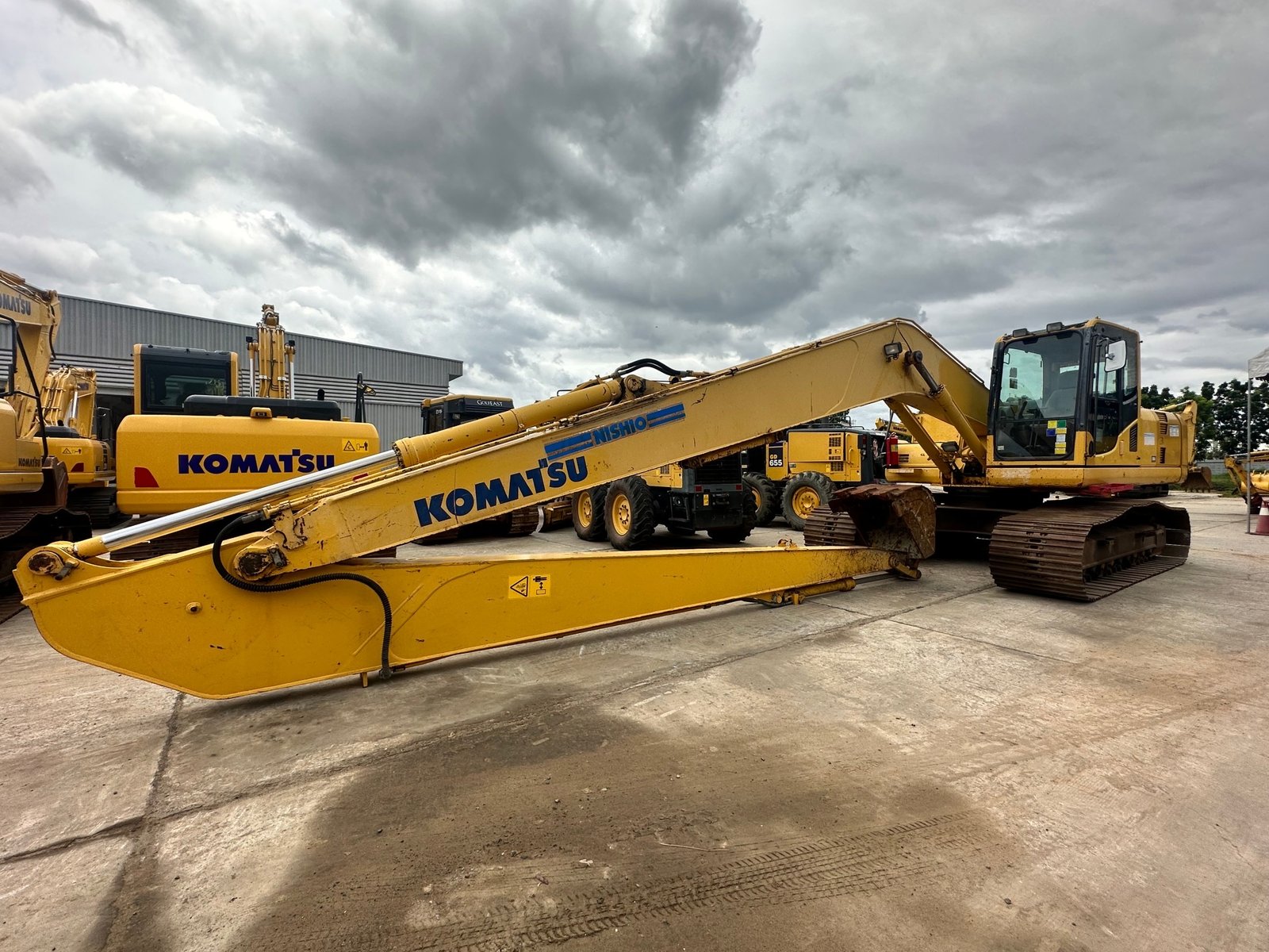 ขายค่ะ Komatsu PC200LC-8 (SLF) 15เมตร สภาพสวยๆๆค่ะ