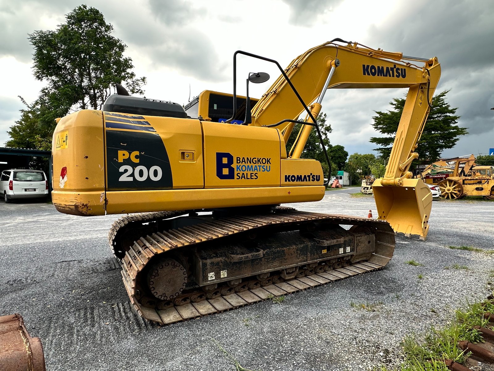 ขายค่ะ Komatsu PC200-8MO สภาพสวยๆค่ะ