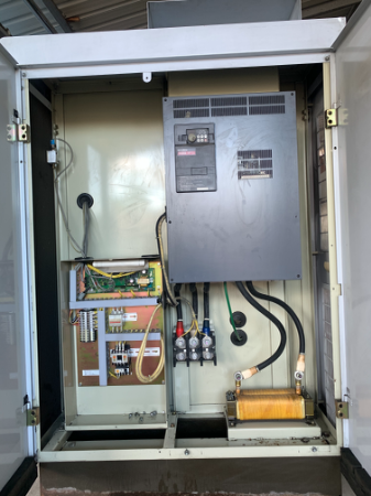 ขายปั๊มลมอินเวอร์เตอร์ 100แรง ไฟ200 ต้องมีหม้อแปลง