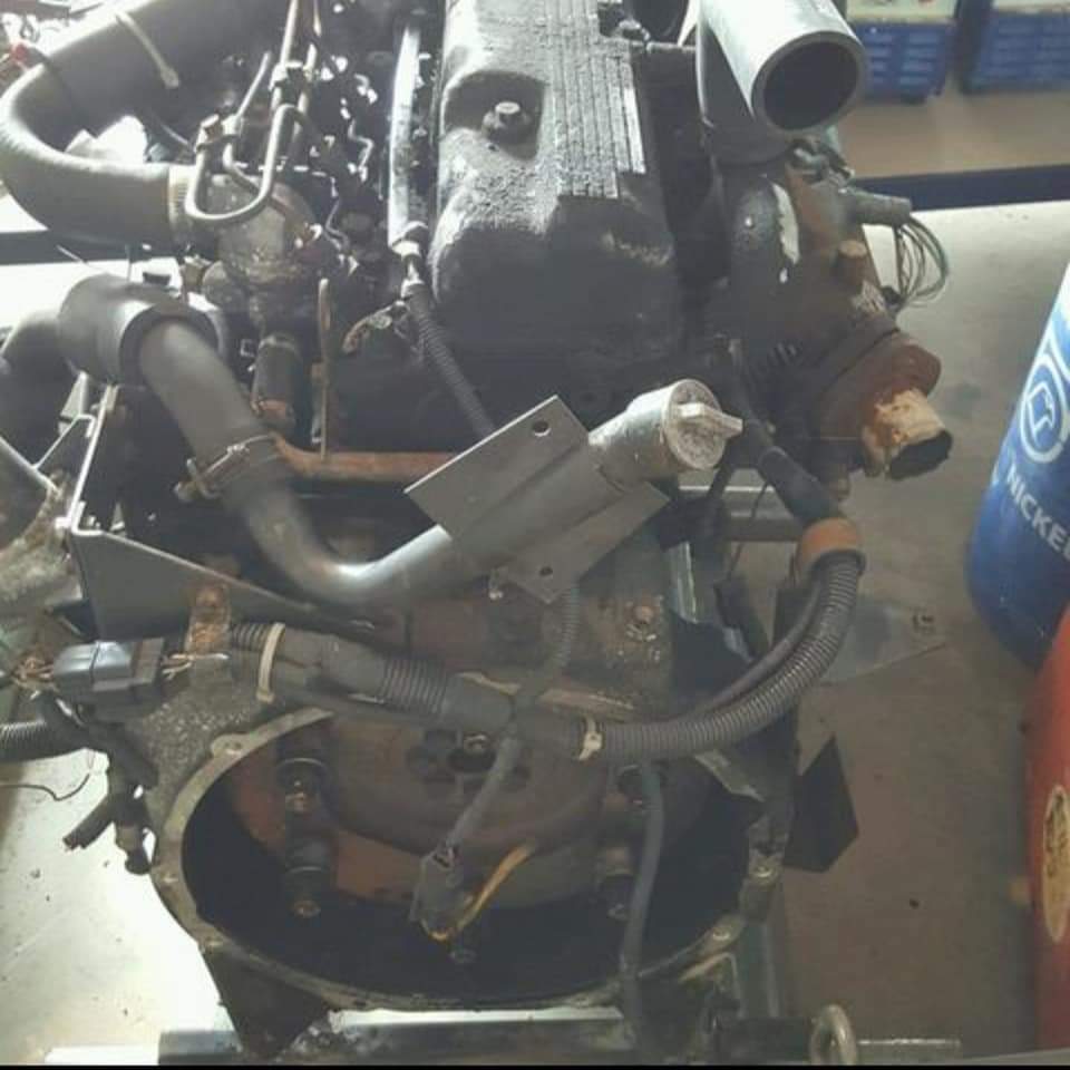 เครื่องยนต์ดีเซลเก่าญี่ปุ่น MITSUBISHI 4D68 