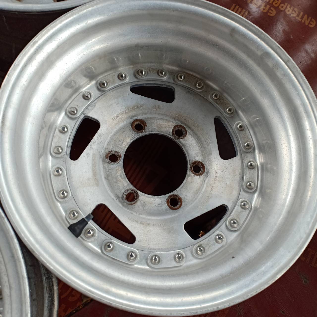 ขายล้อ CENTER LINE ข้อโซ่ MADE IN USA 15x8.5 OFF -34 สภาพเดิมๆ แห้งๆยังไม่ได้ปัดเงา ขายล้อ CENTER LINE ข้อโซ่ MADE IN USA 15x8.5 OFF -34 สภาพเดิมๆ แห้งๆยังไม่ได้ปัดเงา