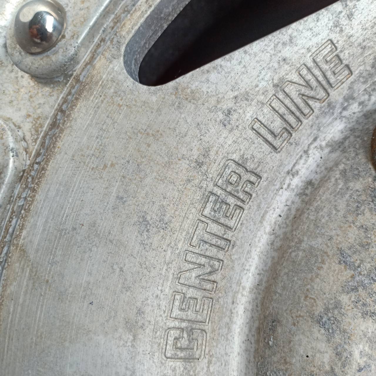 ขายล้อ CENTER LINE ข้อโซ่ MADE IN USA 15x8.5 OFF -34 สภาพเดิมๆ แห้งๆยังไม่ได้ปัดเงา ขายล้อ CENTER LINE ข้อโซ่ MADE IN USA 15x8.5 OFF -34 สภาพเดิมๆ แห้งๆยังไม่ได้ปัดเงา