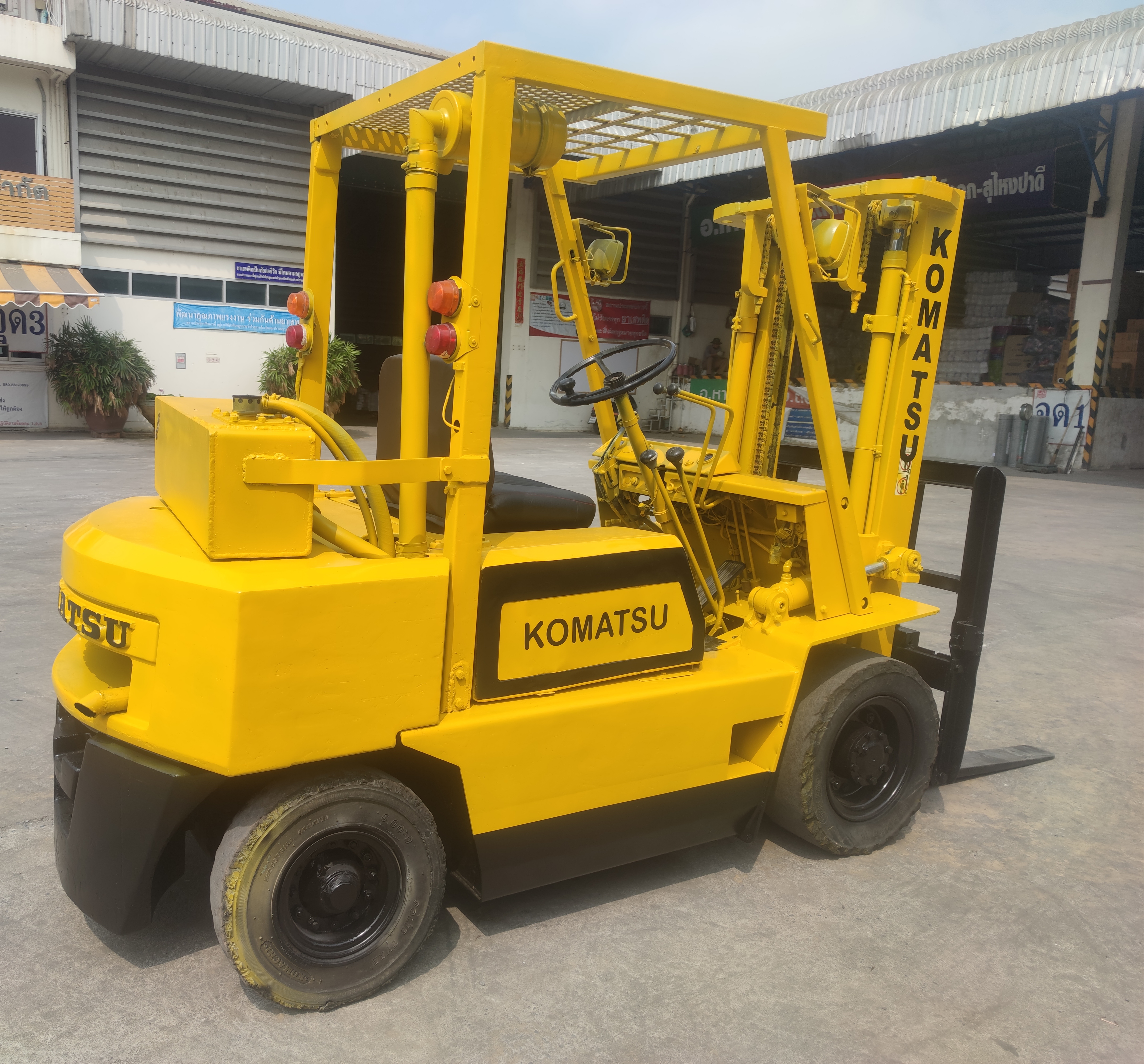 โฟล์คลิฟท์ KOMATSU