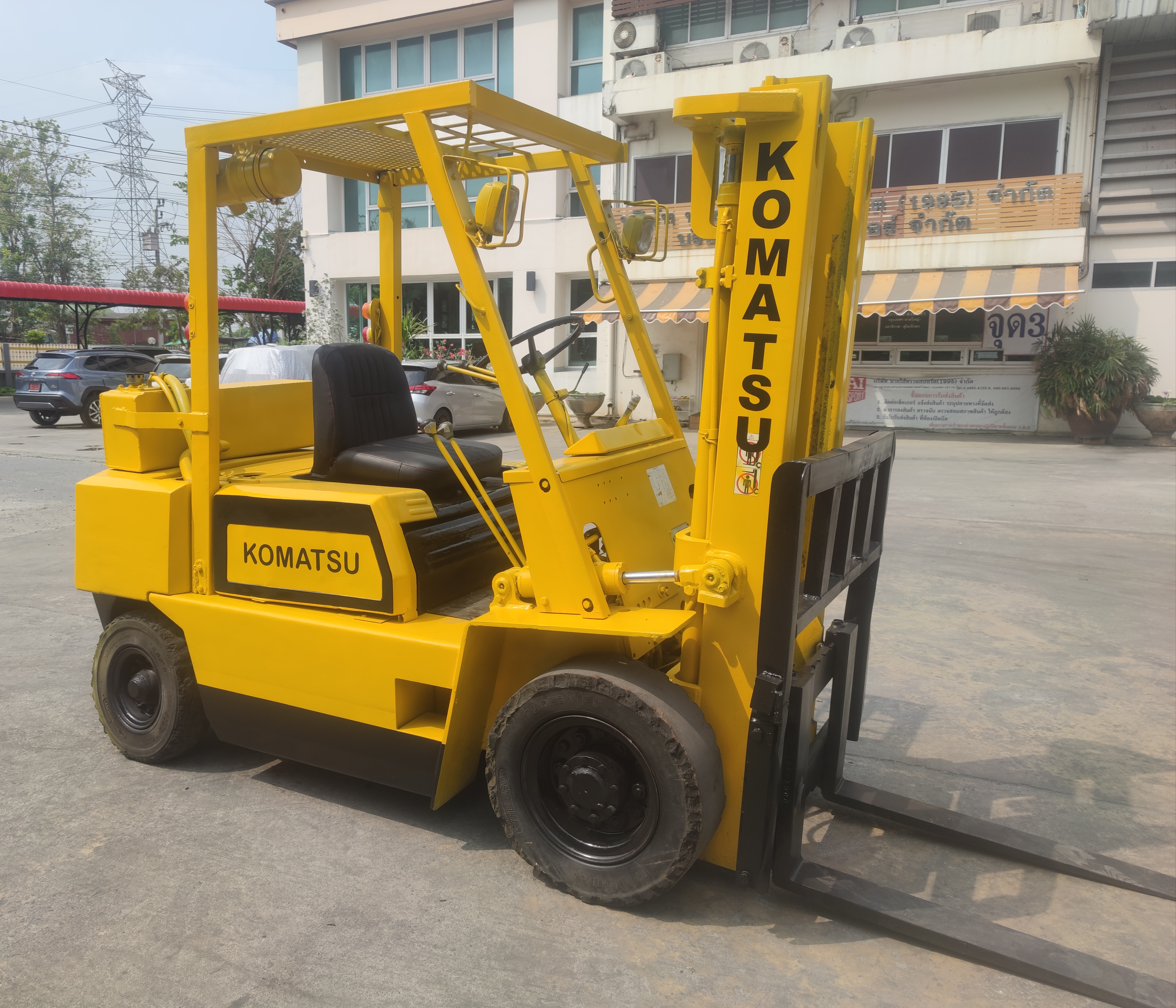 โฟล์คลิฟท์ KOMATSU