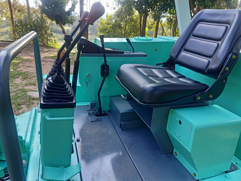 แบคโฮ kobelco SK 027