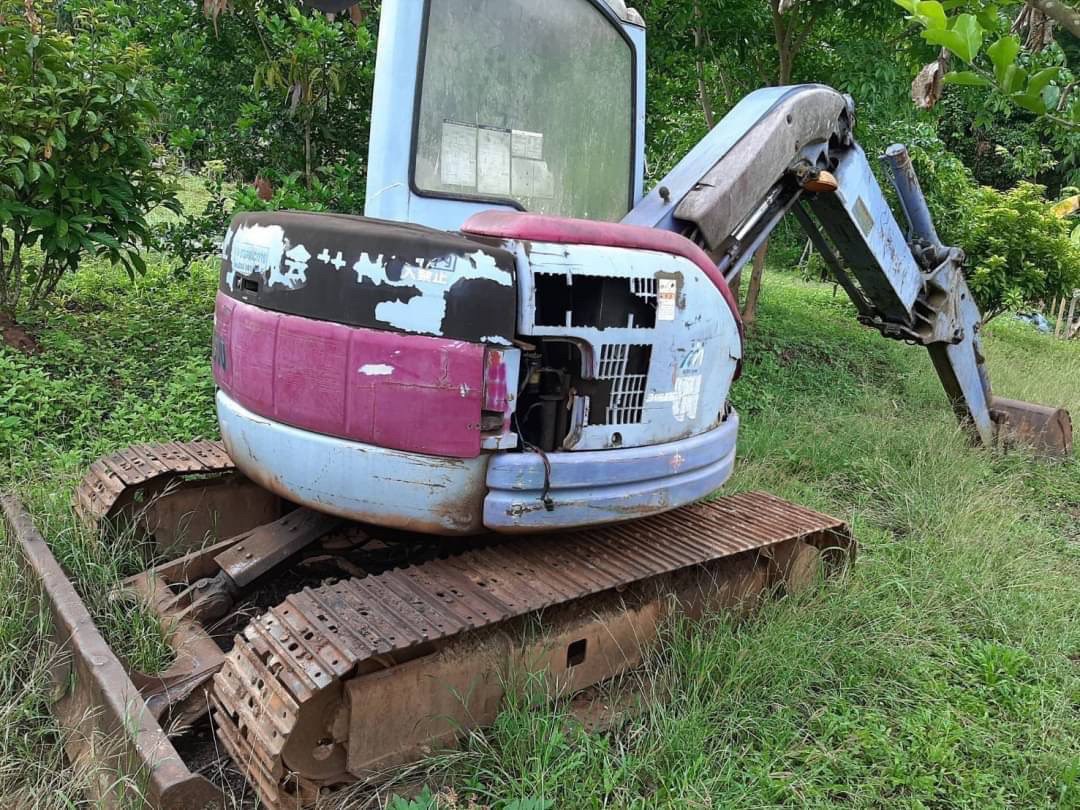 KOMATSU pc 50 uu เครื่องดี ปั้มแรง เอวแน่น ช่วงล่างเต็ม รถพร้อมใช้งาน
