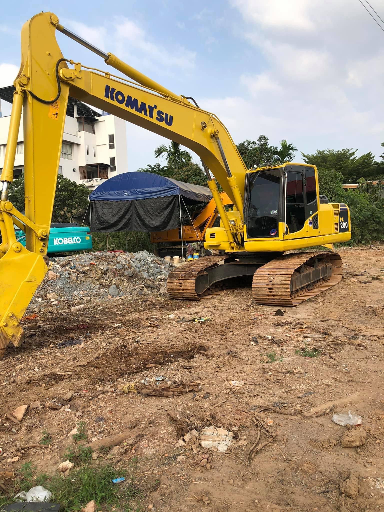 KOMATSU PC200-8 ระบบเต็ม แรงเร็ว เอวแน่น ไฟฟ้าครบ ช่วงล่างเต็ม