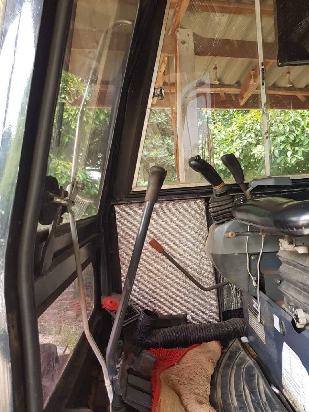 ขายด่วน 450,0000 บาท KUBOTA KX913 เร็ว แรง เต็มทุกระบบ เอกสารเล่มทะเบียนพร้อมโอน