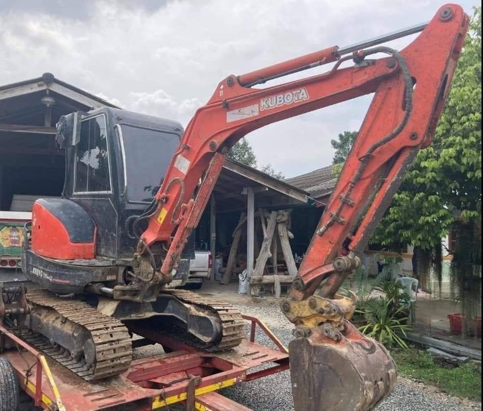 ขายด่วน 450,0000 บาท KUBOTA KX913 เร็ว แรง เต็มทุกระบบ เอกสารเล่มทะเบียนพร้อมโอน