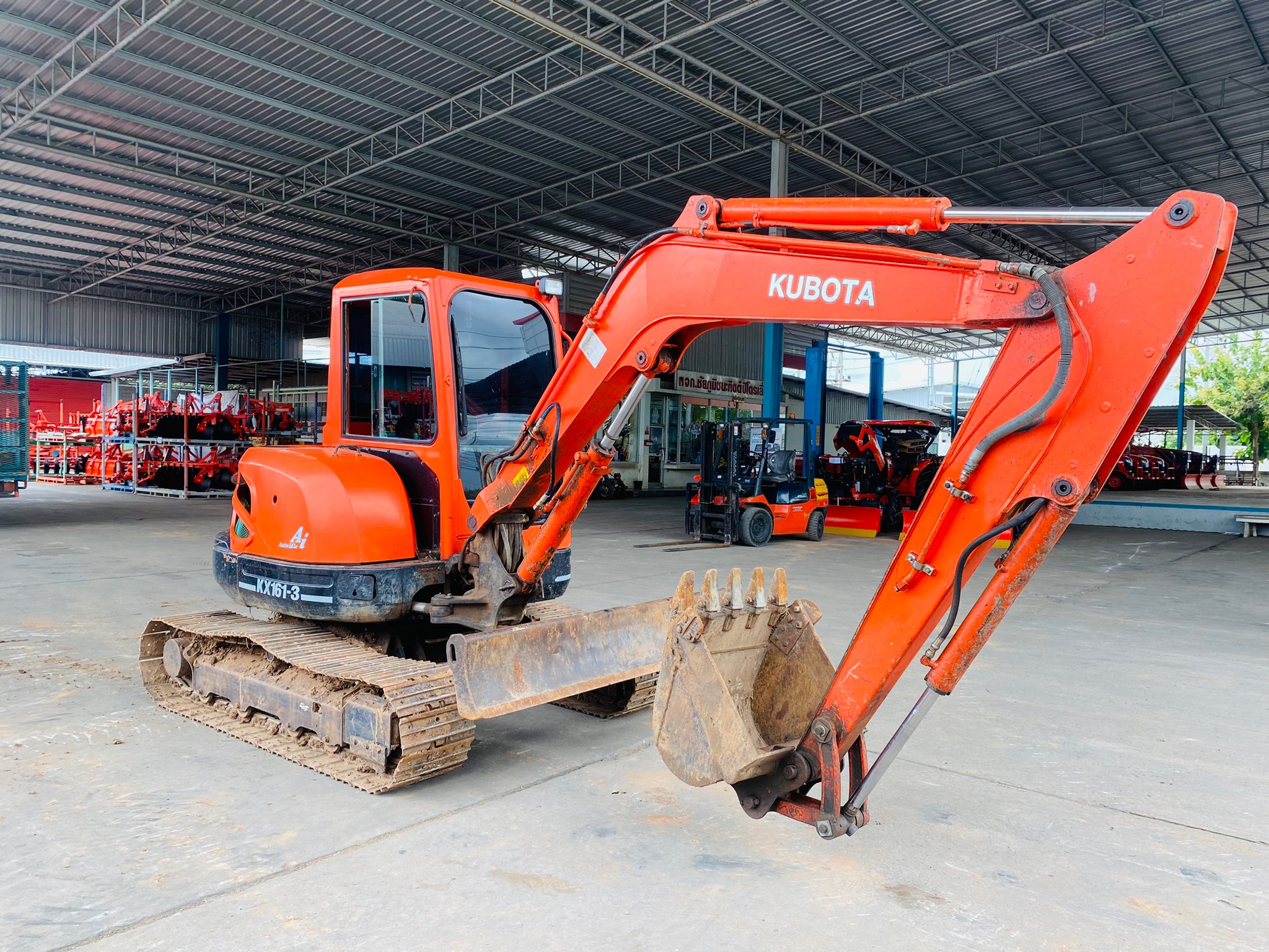 KUBOTA kx 161-3c 4,000 ชม. ไฟฟ้าครบ เครื่องดี ปั้มแรงเอวแน่น ช่วงล่างสวย รถพร้อมใช้งาน เอกสารเล่มทะเ KUBOTA kx 161-3c 4,000 ชม. ไฟฟ้าครบ เครื่องดี ปั้มแรงเอวแน่น ช่วงล่างสวย รถพร้อมใช้งาน เอกสารเล่มทะเ