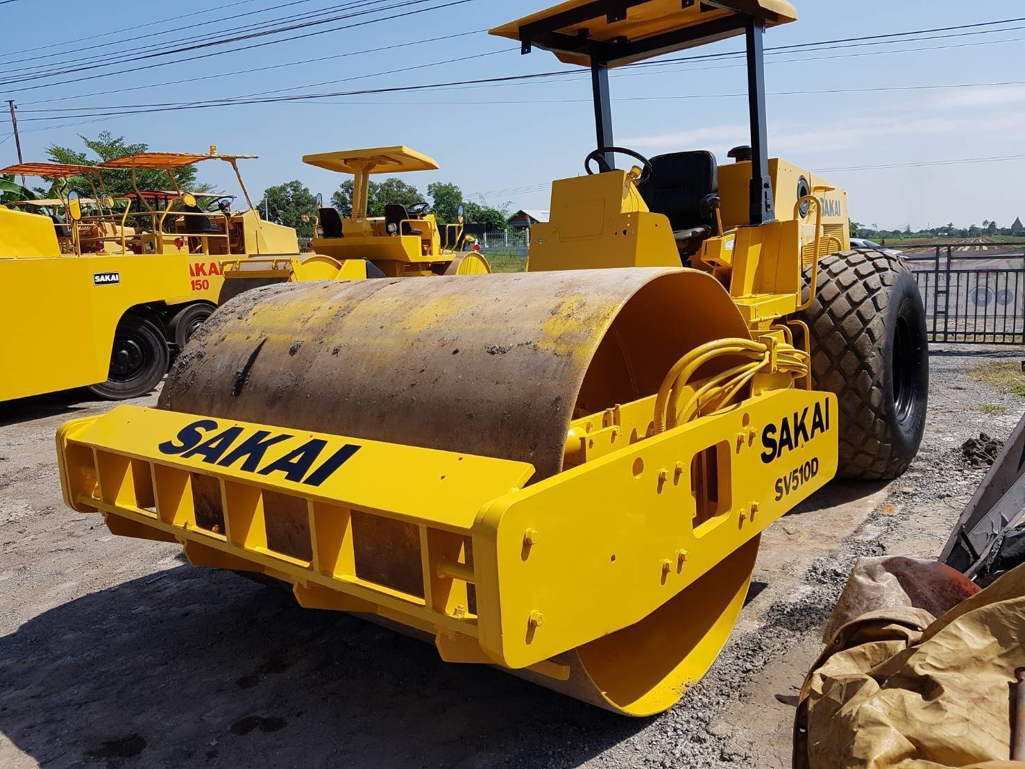 รถบด SAKAI SV510D  2 เพลา เปลือกเรียบ เอกสารเล่มทะเบียน รถสวยพร้อมใช้งาน